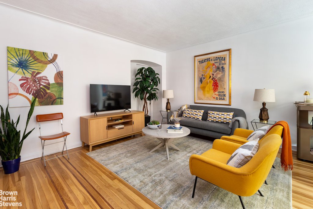 310 West 55th Street, Unit 2F photo 2