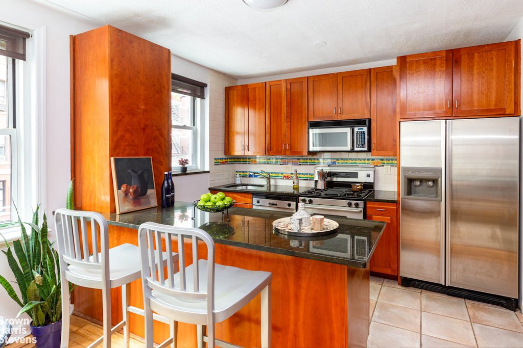 310 West 55th Street, Unit 2F photo 5