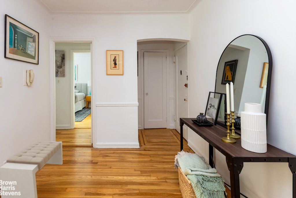 310 West 55th Street, Unit 2F photo 7