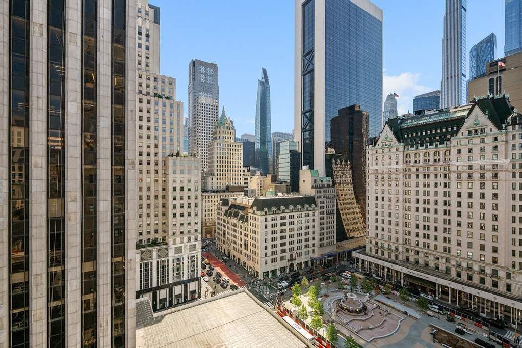 781 Fifth Avenue, Unit 1511 photo 10