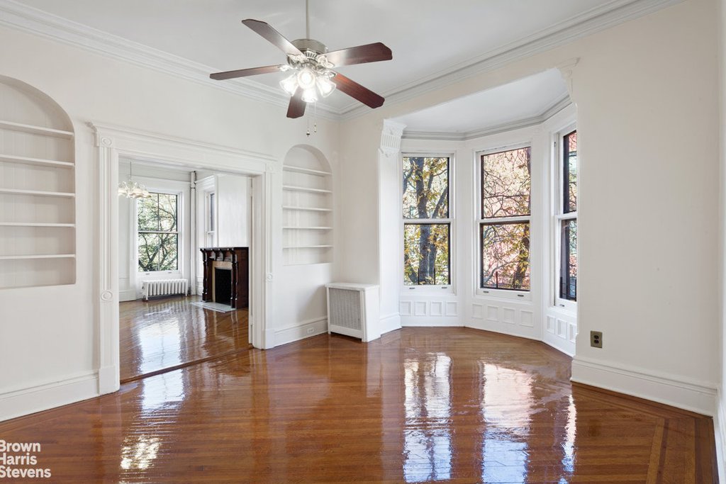28 Eighth Avenue – For Sale photo 10