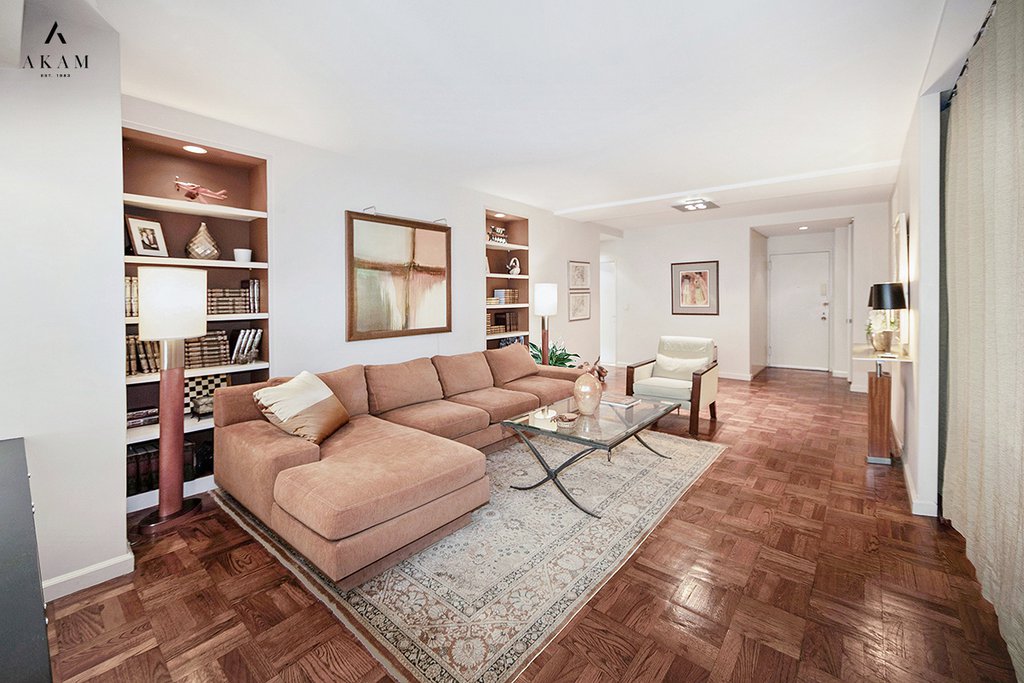 300 East 74th Street, Unit 2E photo 6