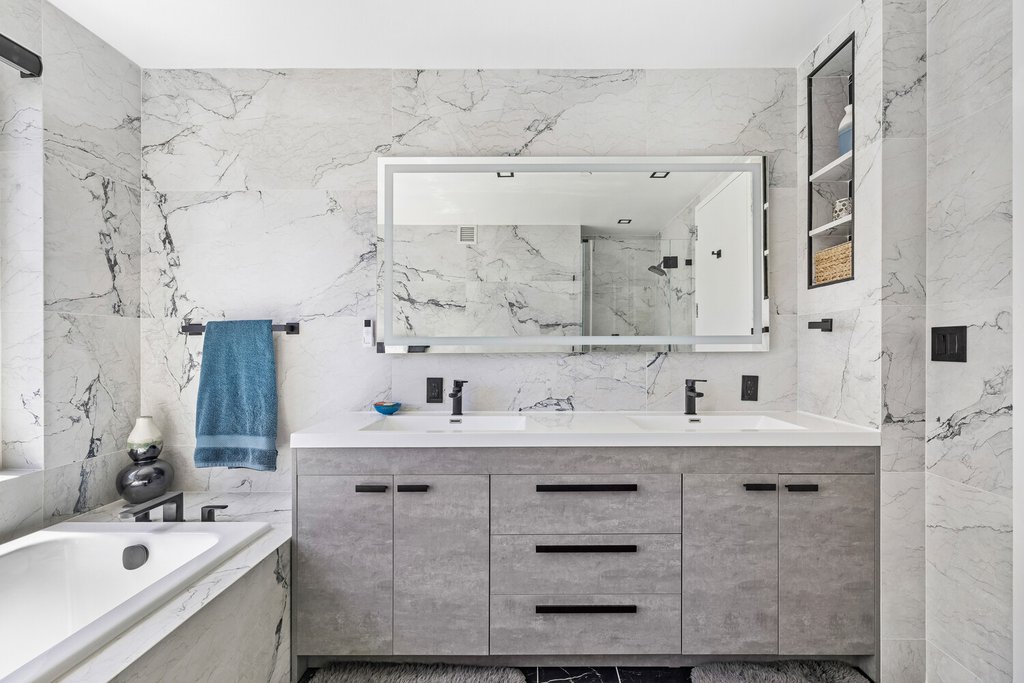 300 East 55th Street, Unit 16D photo 10