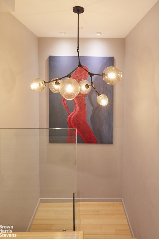 350 West 53rd Street, Unit THG photo 8