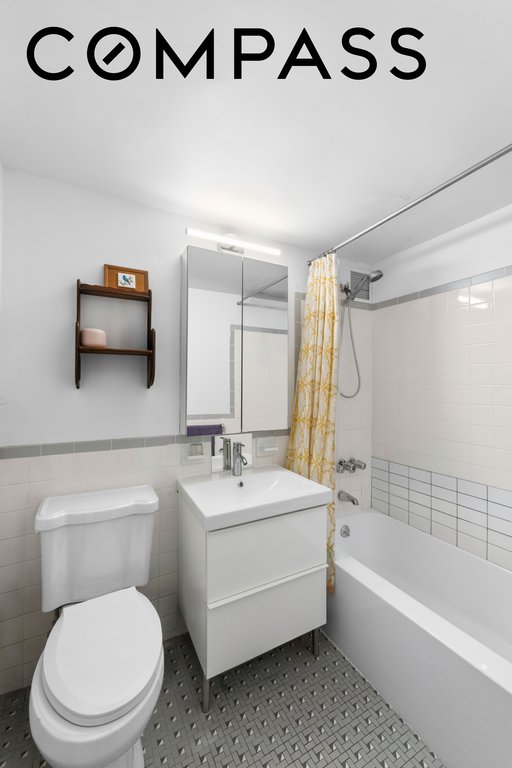 201 Clinton Avenue, Unit 2D photo 5