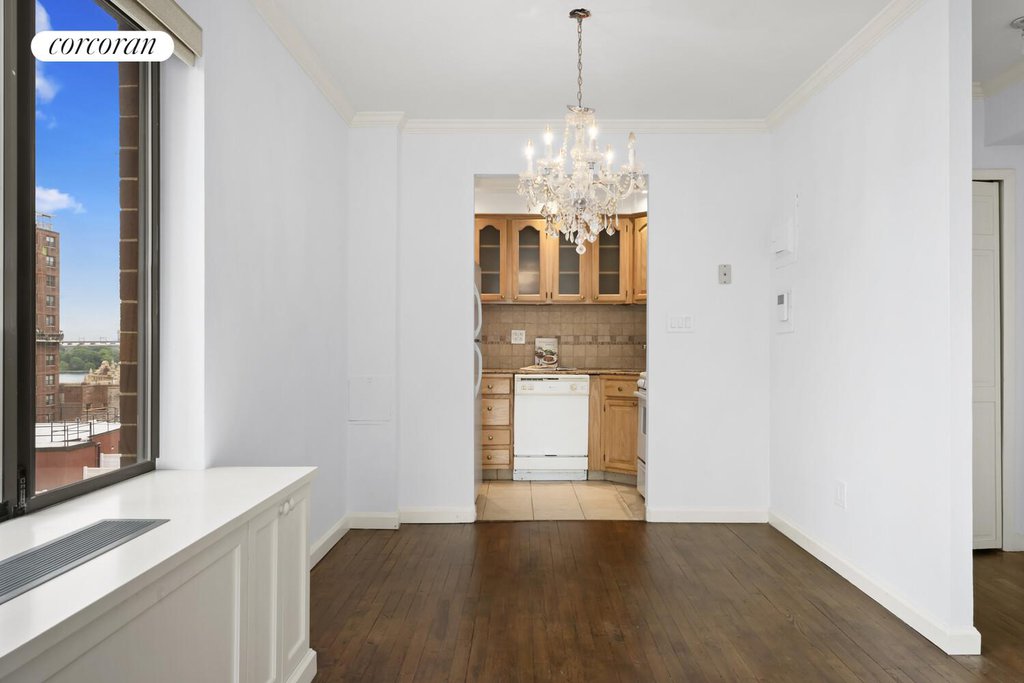 300 East 95th Street, Unit 10A photo 7