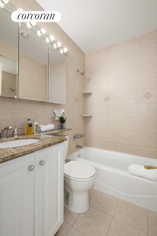 300 East 95th Street, Unit 10A photo 5