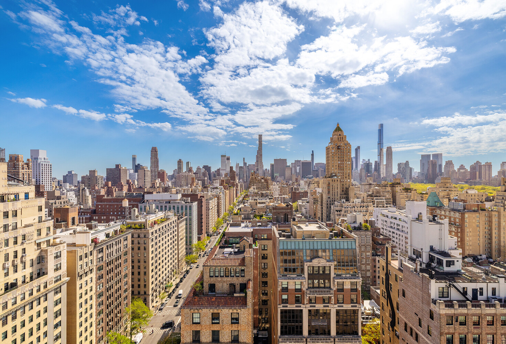 900 Park Avenue, Unit 25CD