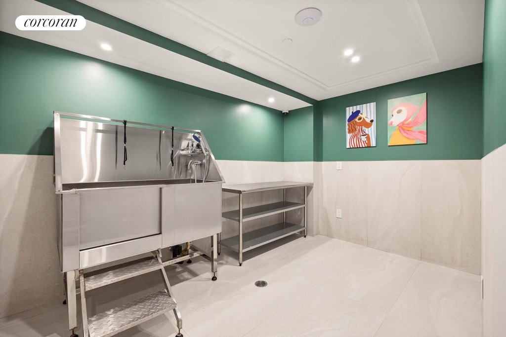 194 Bainbridge Street, Unit 101 photo 14