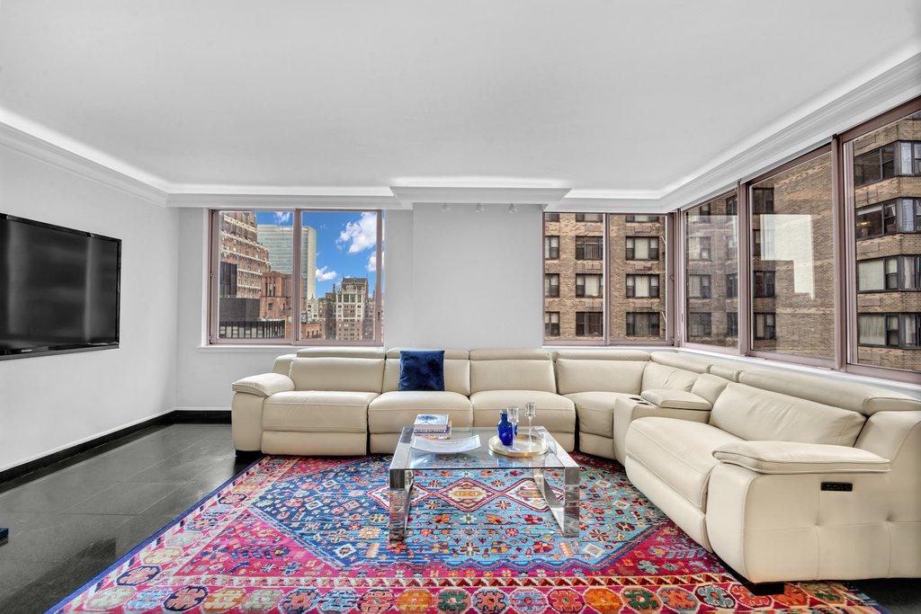 235 East 40th Street, Unit 24H