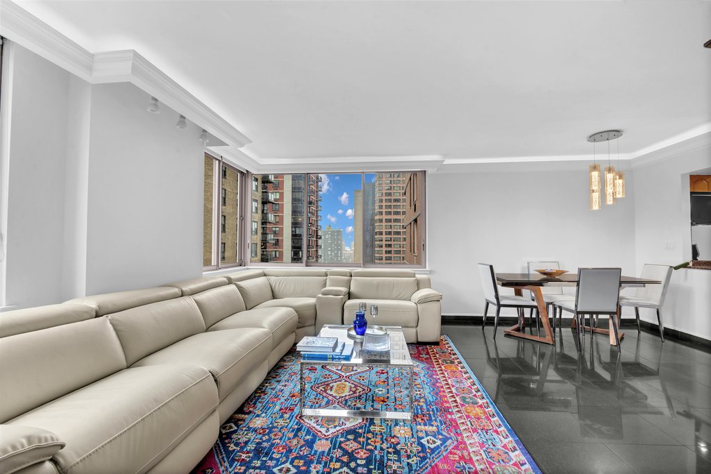 235 East 40th Street, Unit 24H photo 5