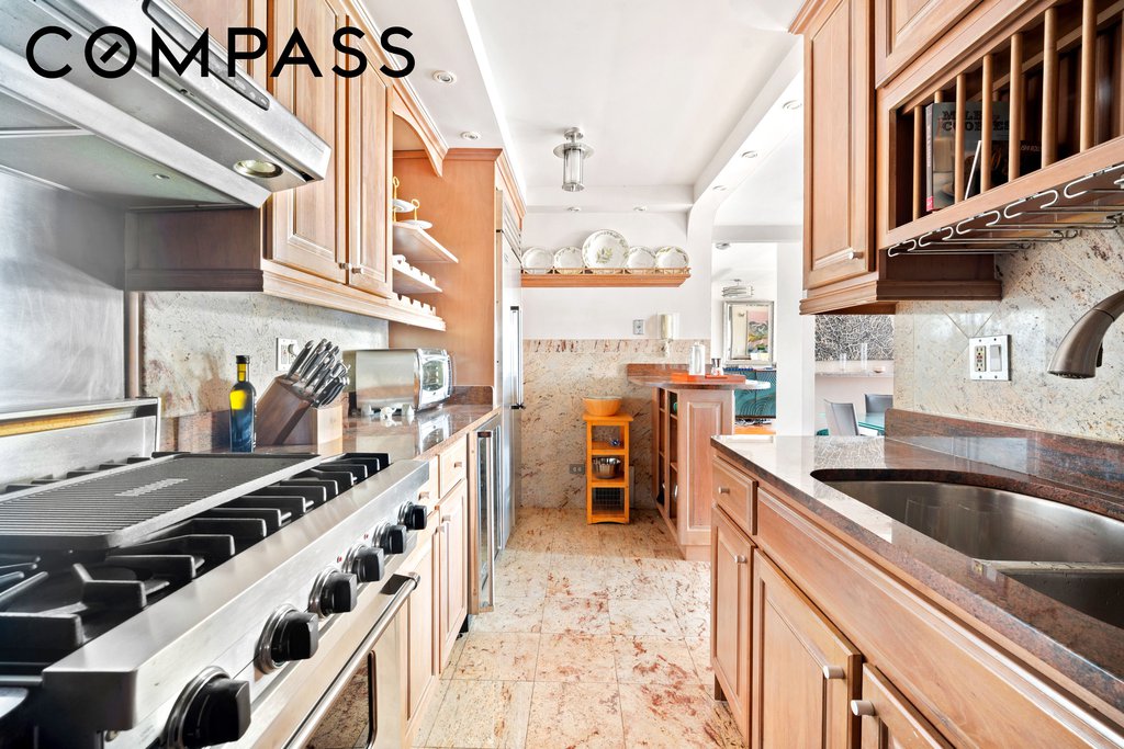 210 East 15th Street, Unit 10HJK photo 5