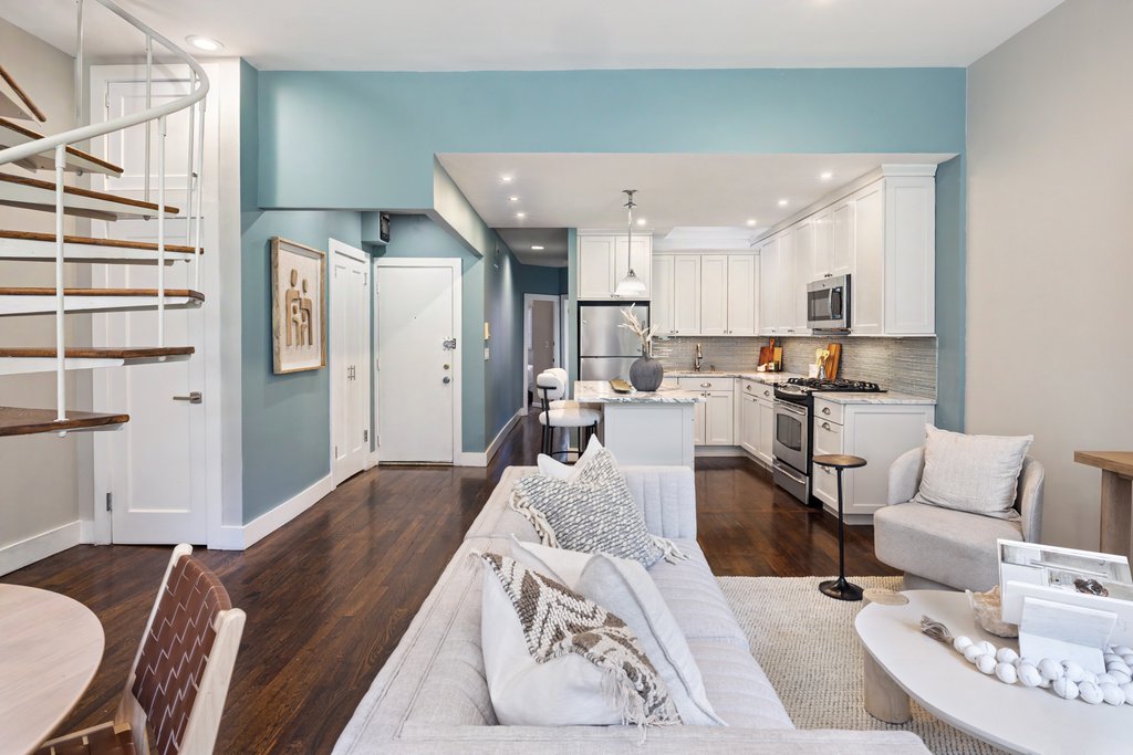 161 West 71st Street, Unit 4