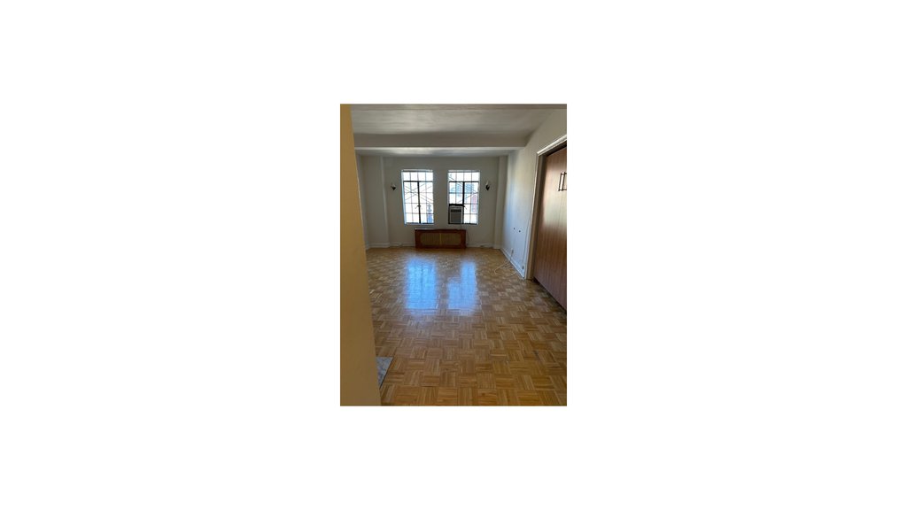 320 East 42nd Street, Unit 2306 photo 2
