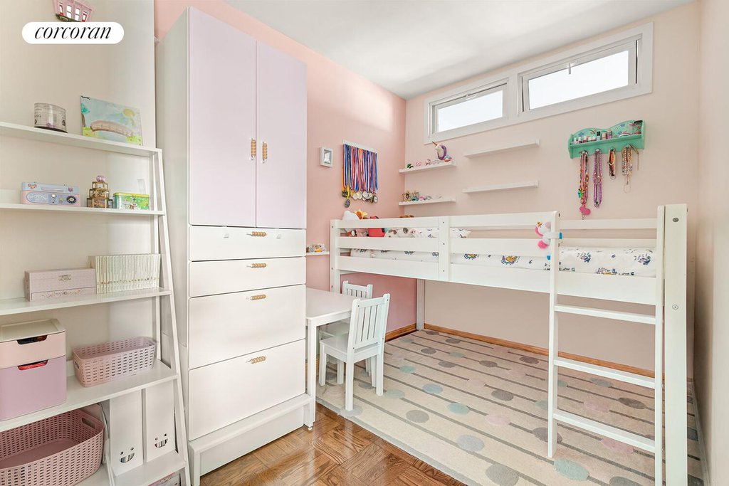 399 East 72nd Street, Unit 12H photo 5