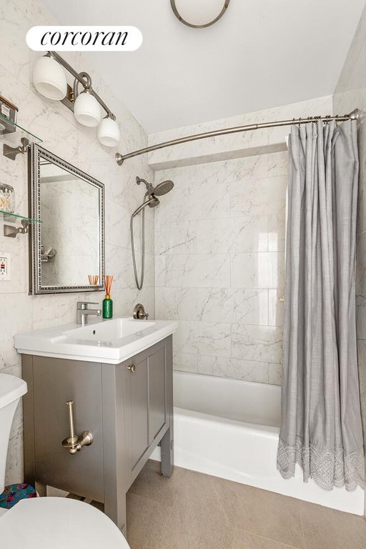399 East 72nd Street, Unit 12H photo 6
