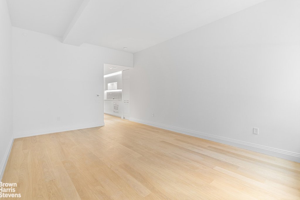 1 Wall Street, Unit 924 photo 5