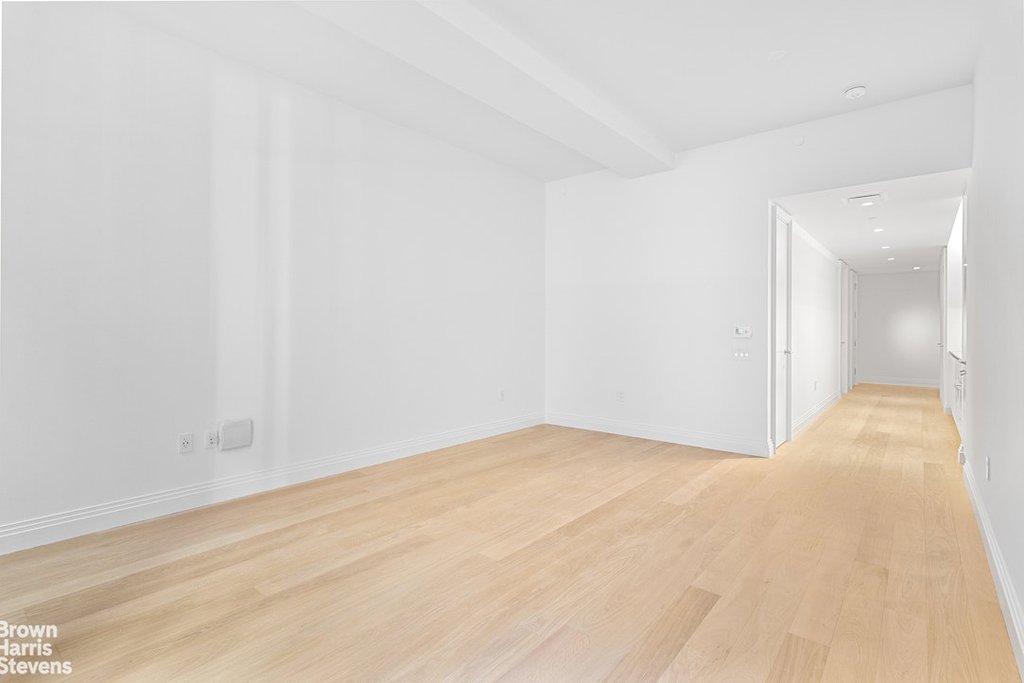 1 Wall Street, Unit 924 photo 6