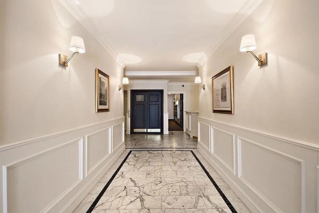 135 West 58th Street, Unit 1C photo 8