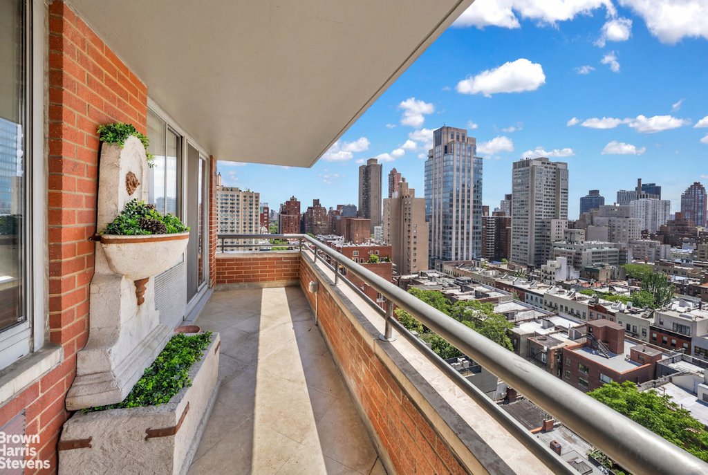 401 East 84th Street, Unit 16A photo 5