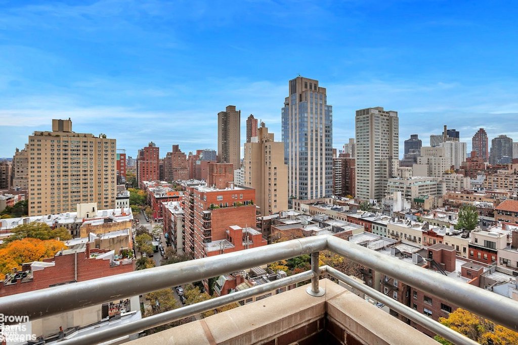 401 East 84th Street, Unit 16A photo 6