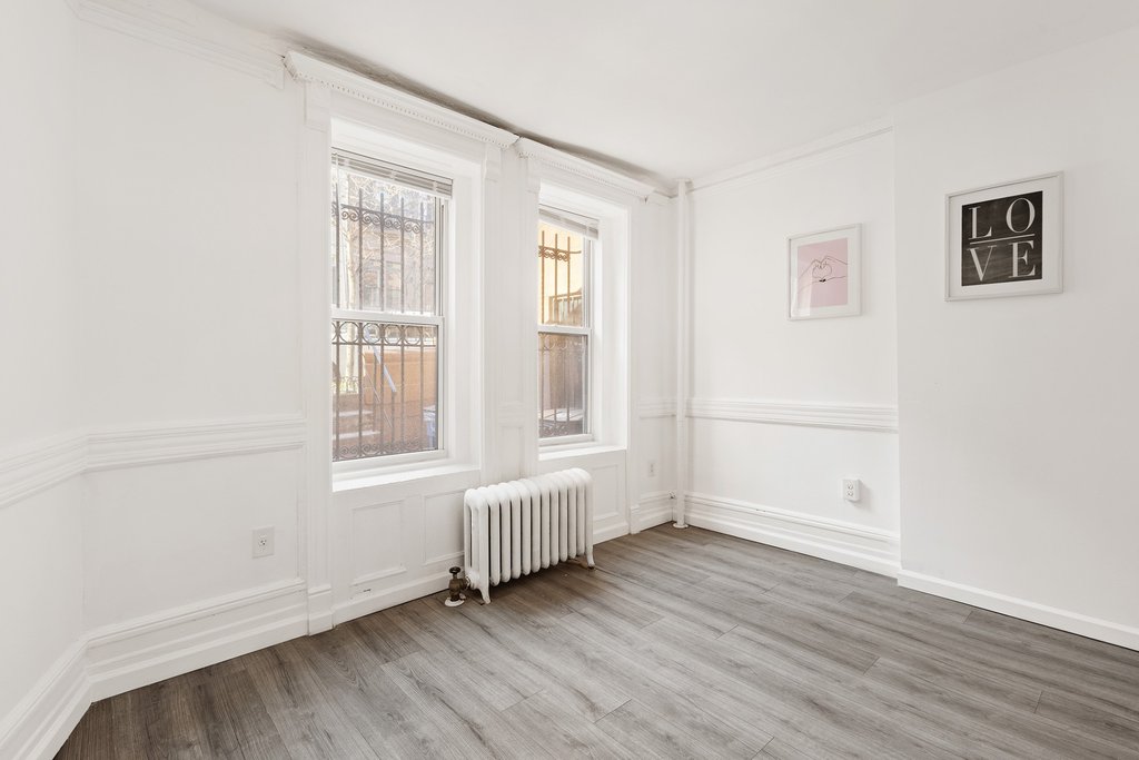 207 West 136th Street, Unit 1 photo 5
