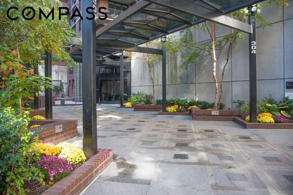 304 East 65th Street, Unit PHB/D photo 27