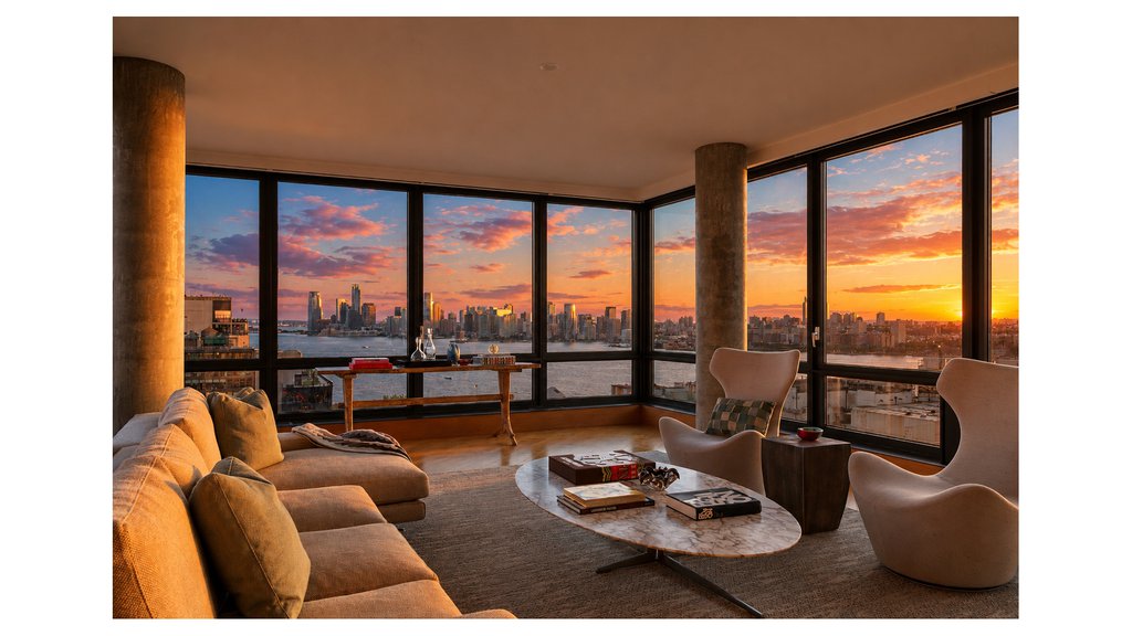 450 West 17th Street, Unit 2507 photo 2