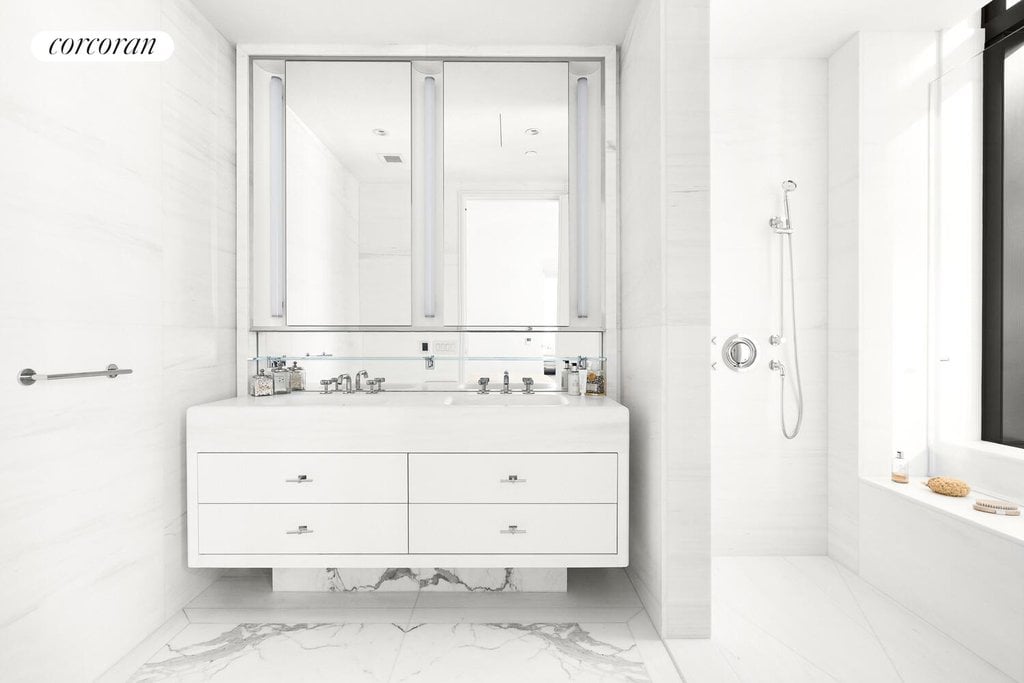430 East 58th Street, Unit 36A photo 7