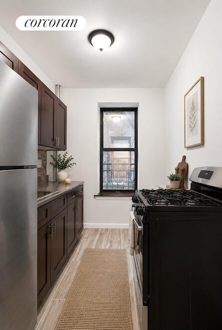 485 Central Park West, Unit 2E photo 4