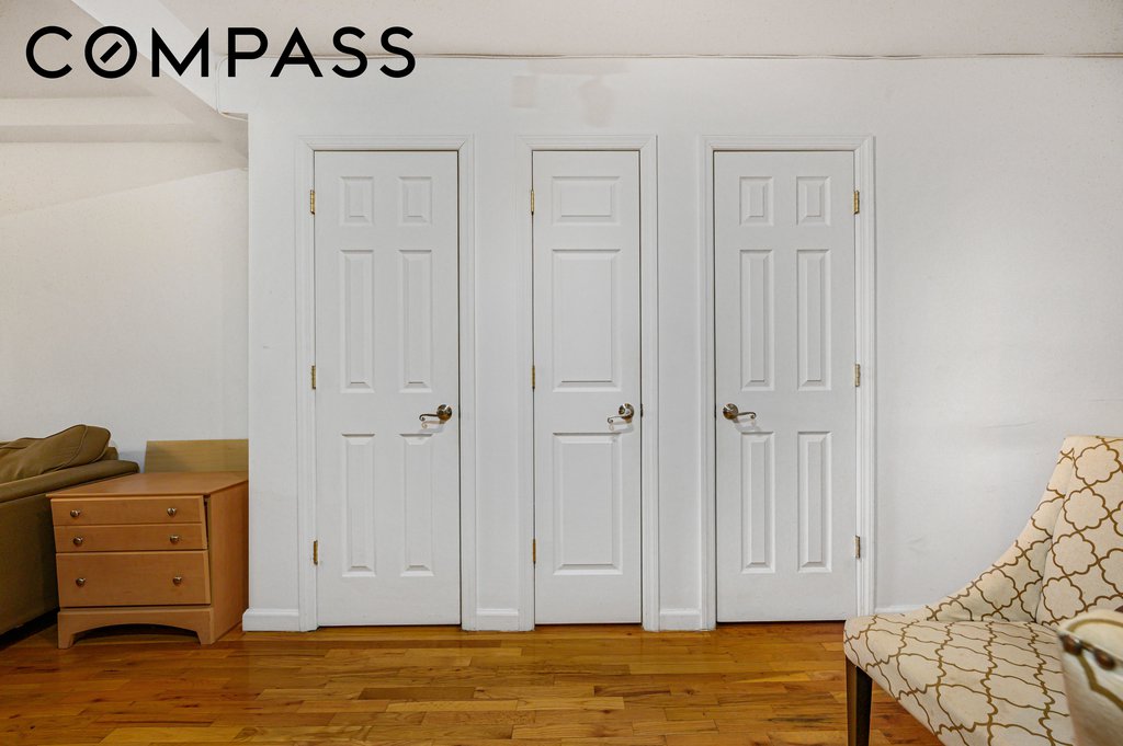 275 Webster Avenue, Unit 3G photo 6