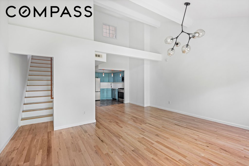 1288 Saint Marks Avenue, Unit 3 photo 2