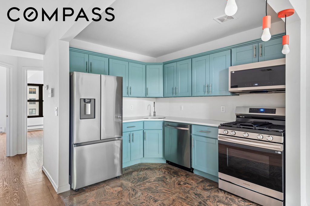 1288 Saint Marks Avenue, Unit 3 photo 14