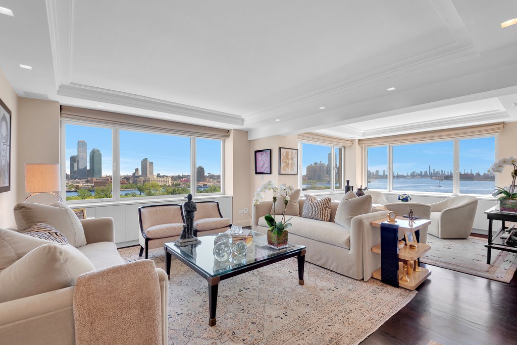 45 Sutton Place South, Unit 11F photo 3