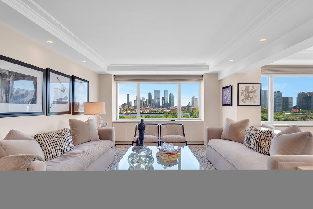 45 Sutton Place South, Unit 11F photo 5