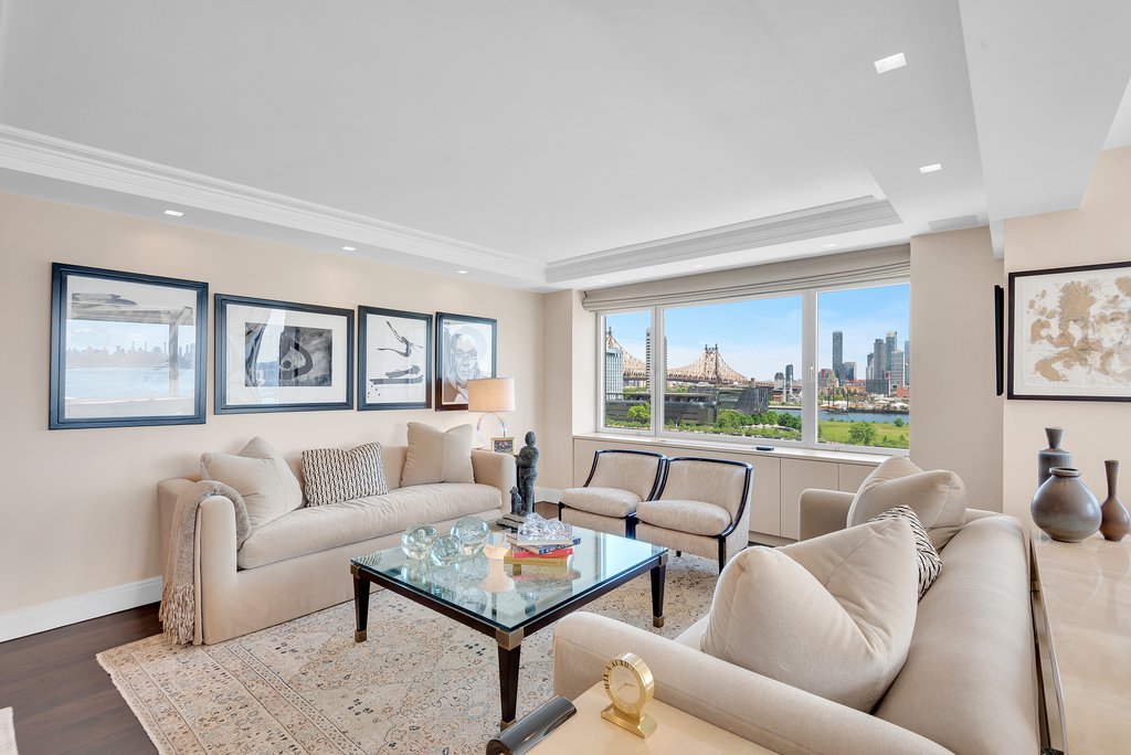 45 Sutton Place South, Unit 11F photo 4