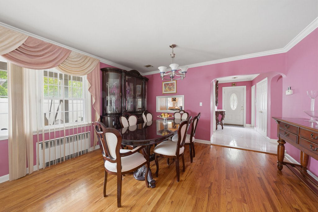1142 Bay 25th Street – For Sale photo 4