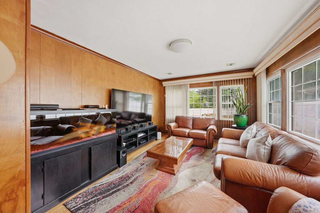 1142 Bay 25th Street – For Sale photo 11