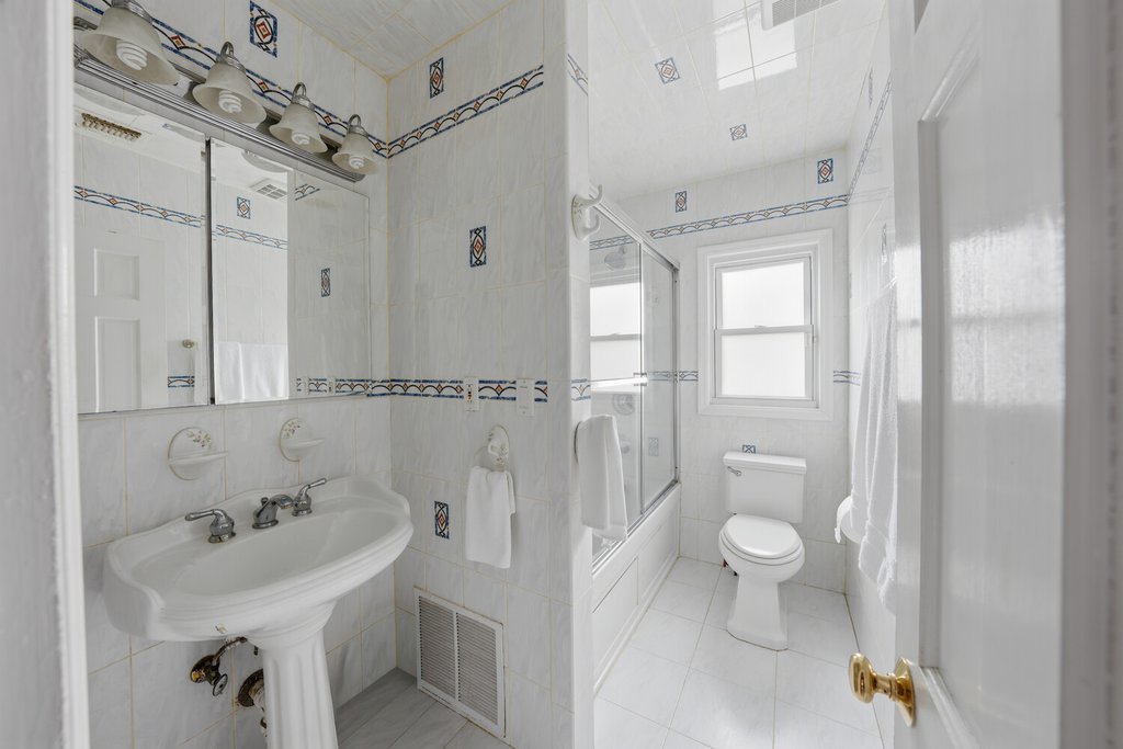 1142 Bay 25th Street – For Sale photo 14