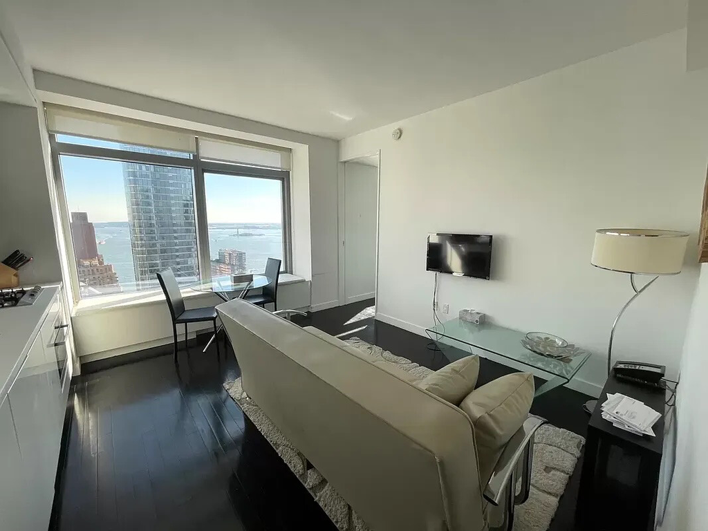 123 Washington Street, Unit 49H photo 5