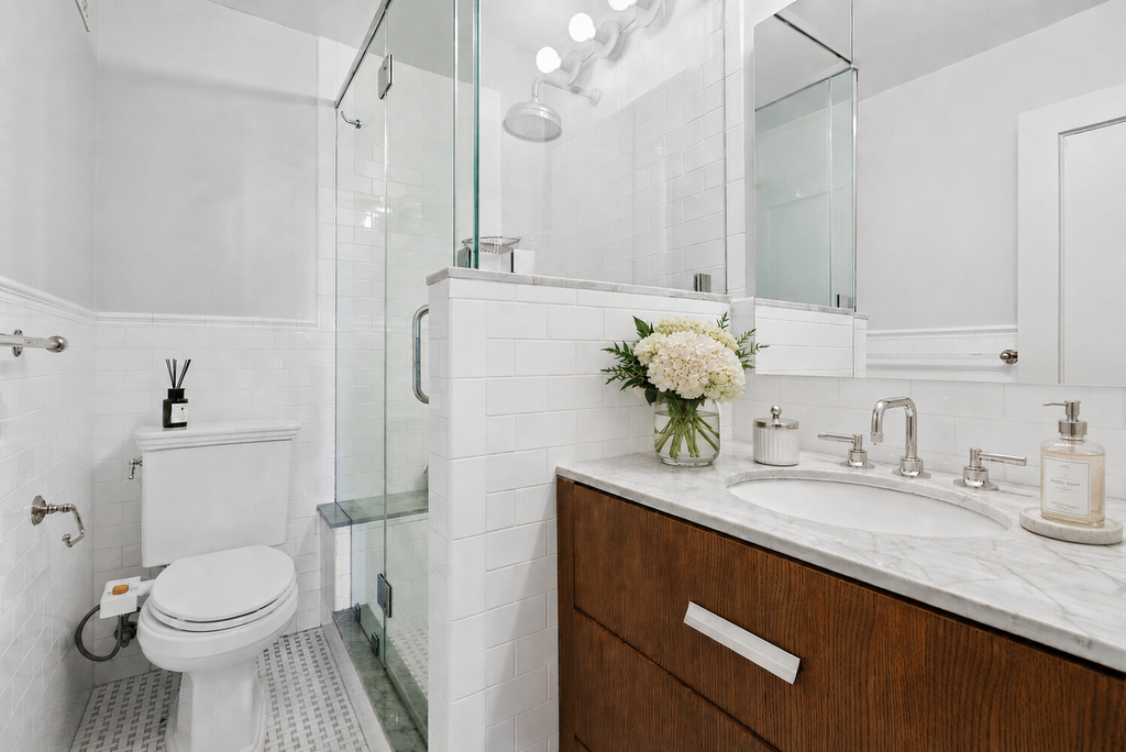205 East 78th Street, Unit 11L photo 8