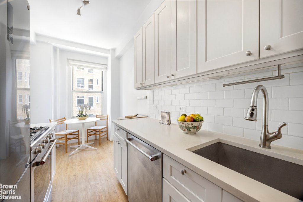 17 East 96th Street, Unit 12D photo 8