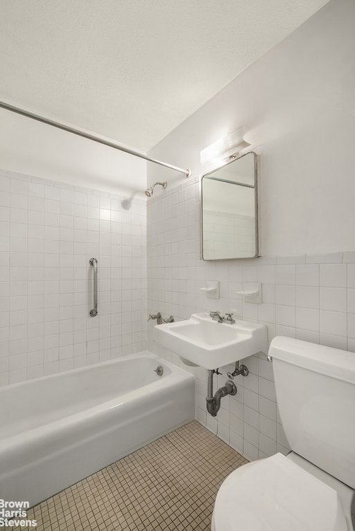 333 Pearl Street, Unit 8E photo 5