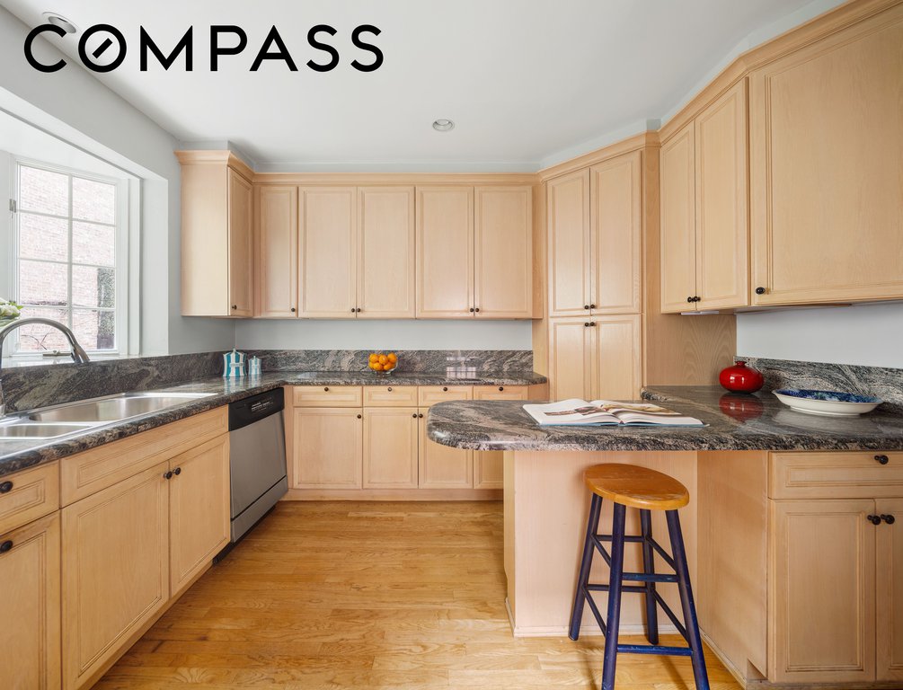 145 Clinton Street – For Sale photo 5
