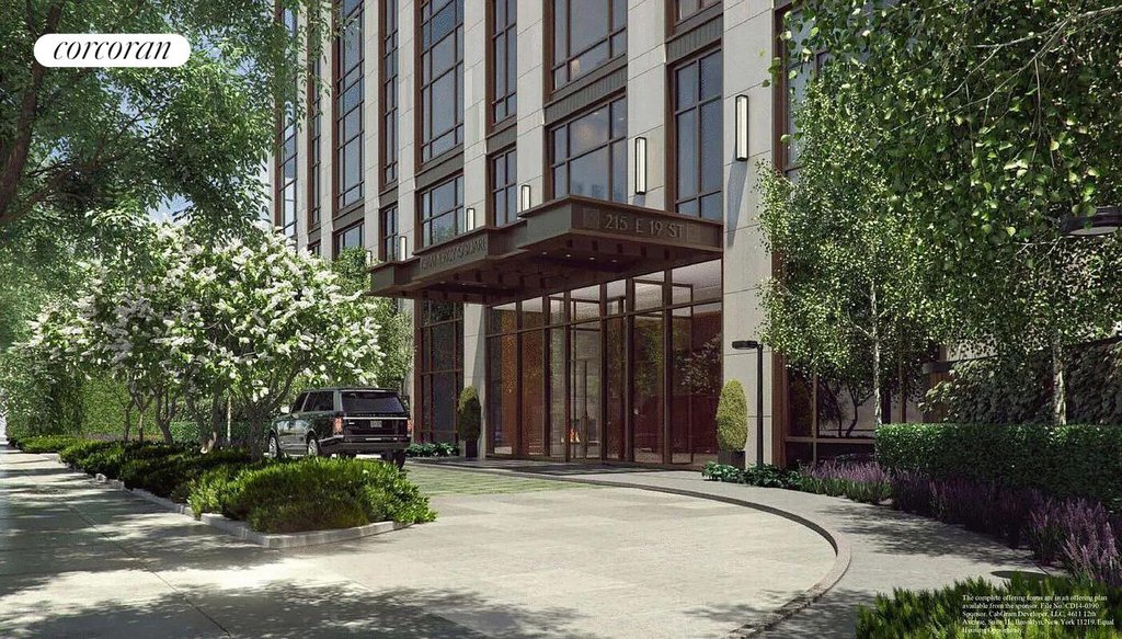 225 East 19th Street, Unit 501 photo 3
