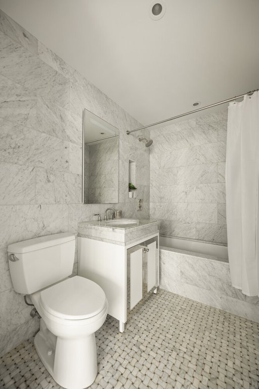 225 East 19th Street, Unit 501 photo 7