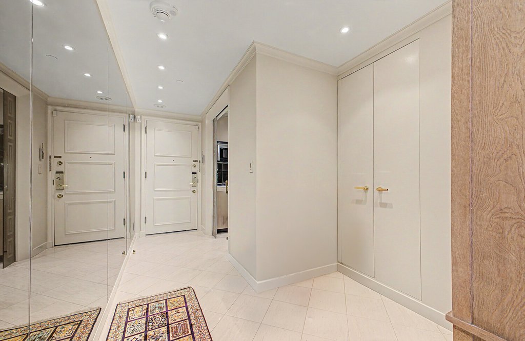 160 Central Park South, Unit 1607 photo 13