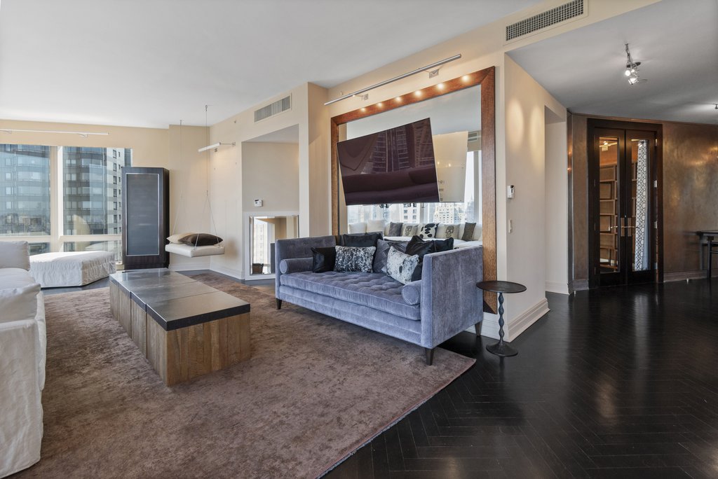 25 Columbus Circle, Unit 56D photo 8