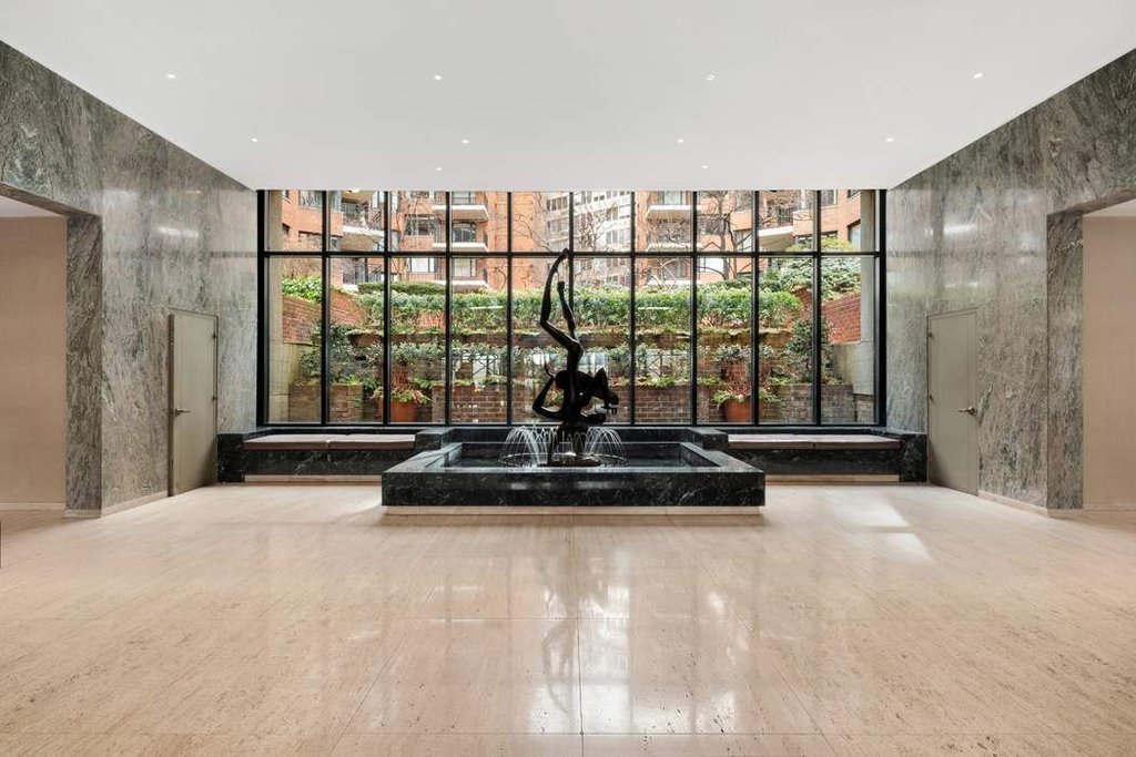 60 Sutton Place South, Unit 3BS photo 10