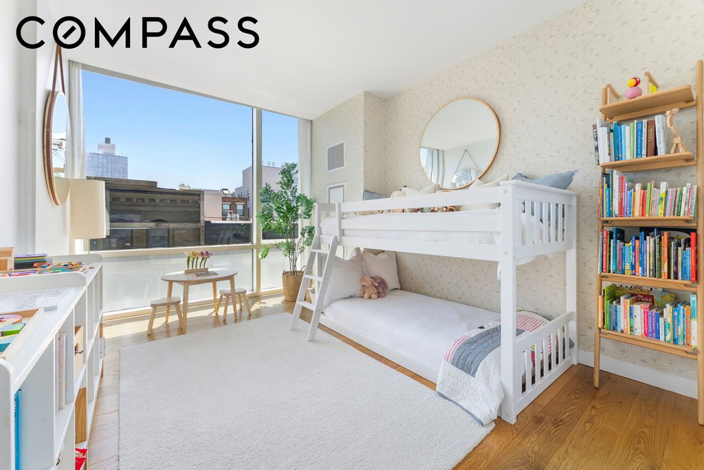 311 West Broadway, Unit 7G photo 8
